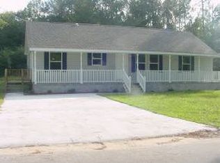 269 Smith St, Pembroke, GA 31321