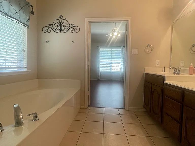 3605 Camino Trl — Photo 10