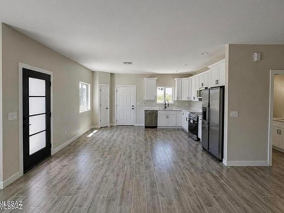 3rd image of 329 Camino Canoa Rio