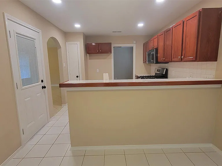 3335 Lakeland Gardens Dr — Photo 11