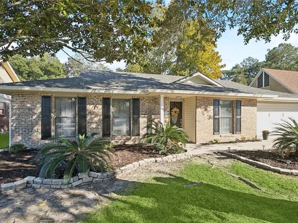 612 Lake Superior Dr, Slidell, LA 70461