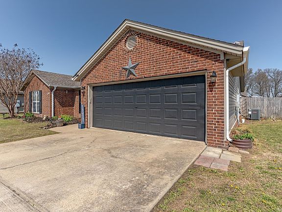 3rd image of 6032 Whitecliff Dr
