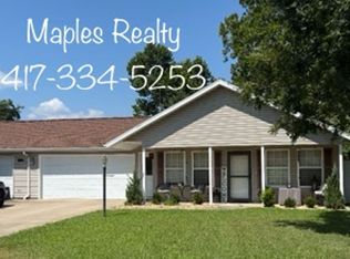 218 Pickett Ridge Ct, Kirbyville, MO 65679