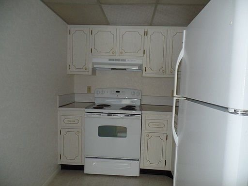 3rd image of 327 34th Ave N APT 305