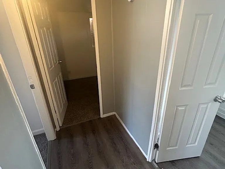 222 Saint John Dr — Photo 5
