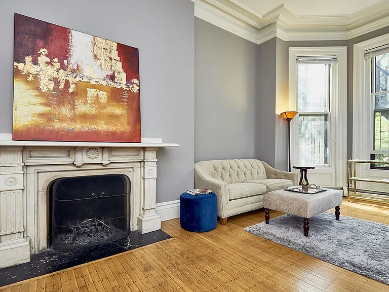146 Marlborough St #3 — Photo 1