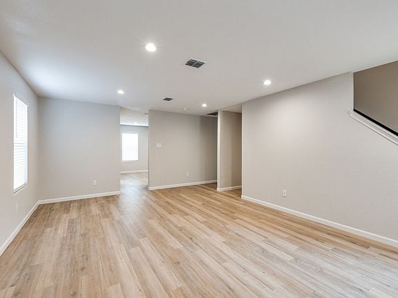 4th image of 1149 Browntop St