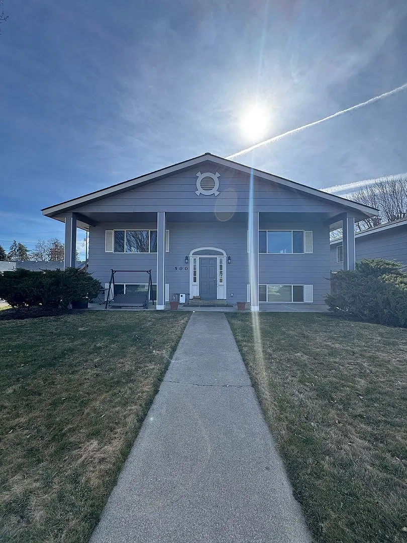 500 W 12th Ave — Photo 1