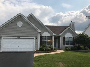 1912 Carrier Cir, Plainfield, IL 60586