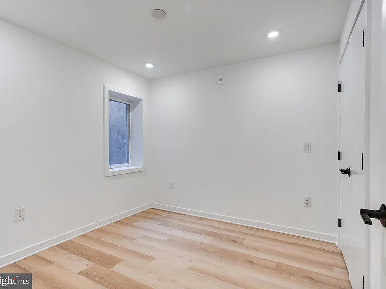 2329 Ellsworth St #1 — Photo 2