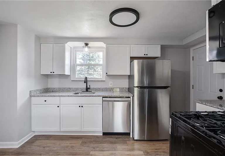 321 Arlington Ave — Photo 15
