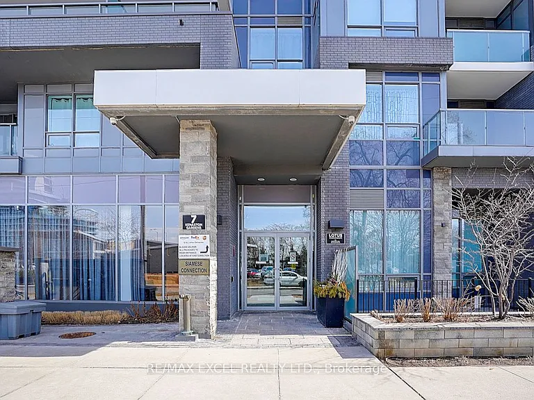7 Kenaston Gdns #LPH5 — Photo 3