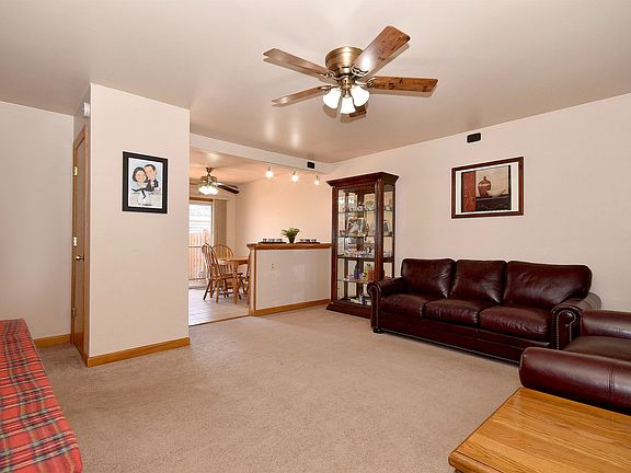 4th image of 1419 Glen Hill Dr