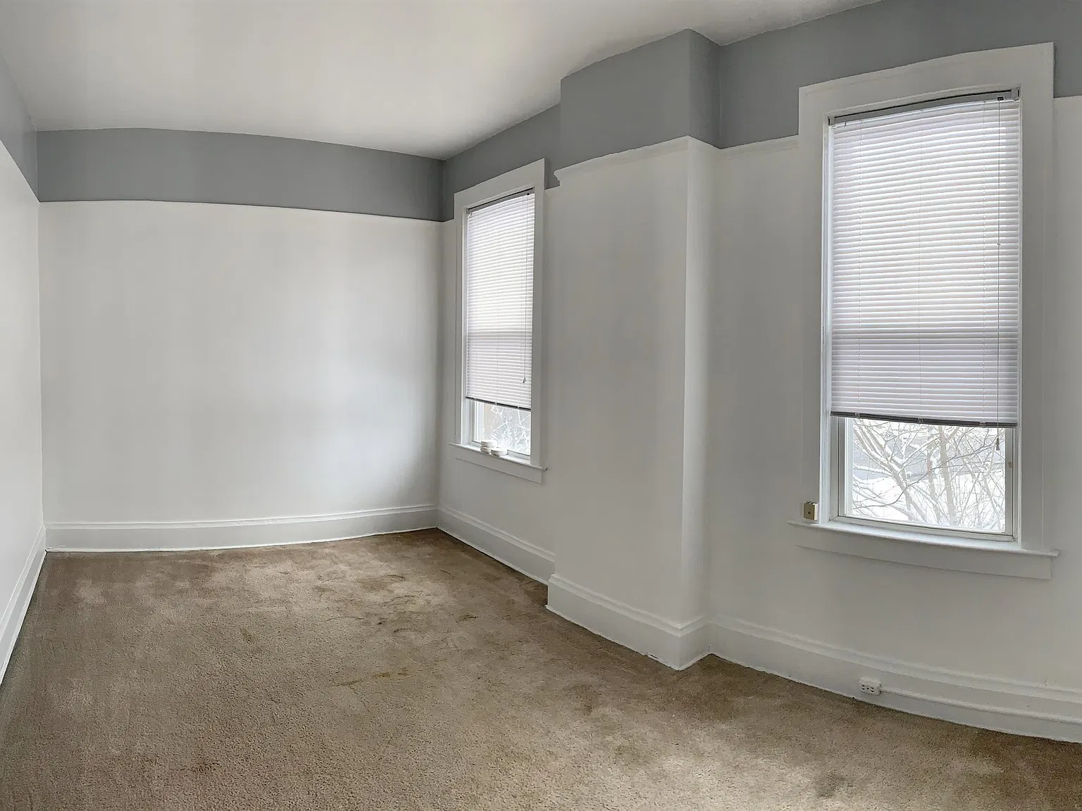 322 Woodlawn Road - 2 — Photo 4