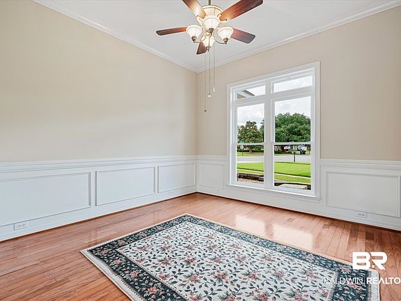 5th image of 8809 Parliament Cir