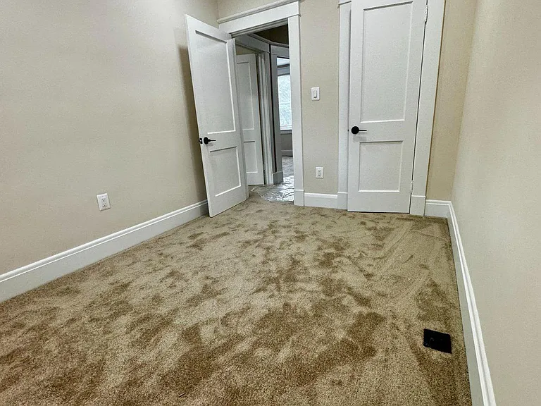 2613 Chesterfield Ave — Photo 18