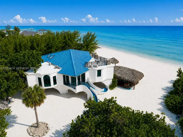 1557 Long Beach Dr, Big Pine Key, FL 33043