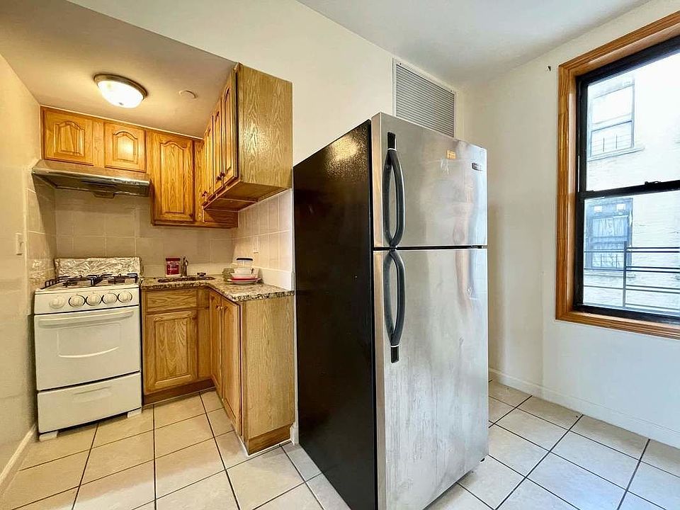 1st image of 6718 14th Ave #3F