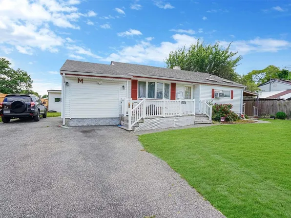 170 Westwood Drive, Brentwood, NY 11717