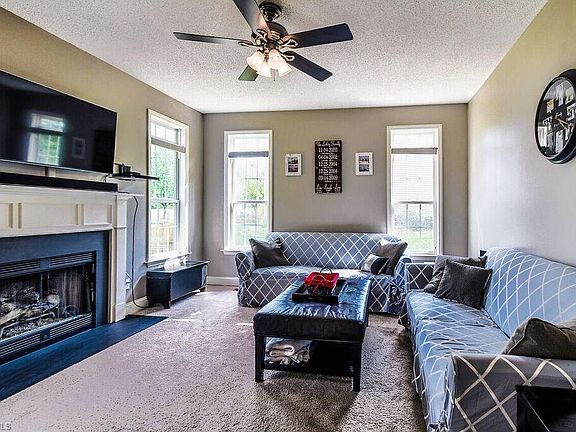 3rd image of 145 Village Club Ln