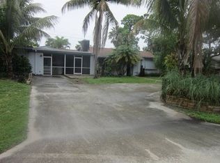 4687 Kelly Dr, West Palm Beach, FL 33415