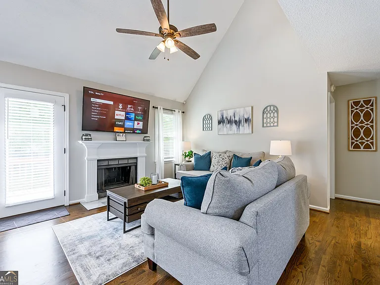 13 Windfield Dr — Photo 1