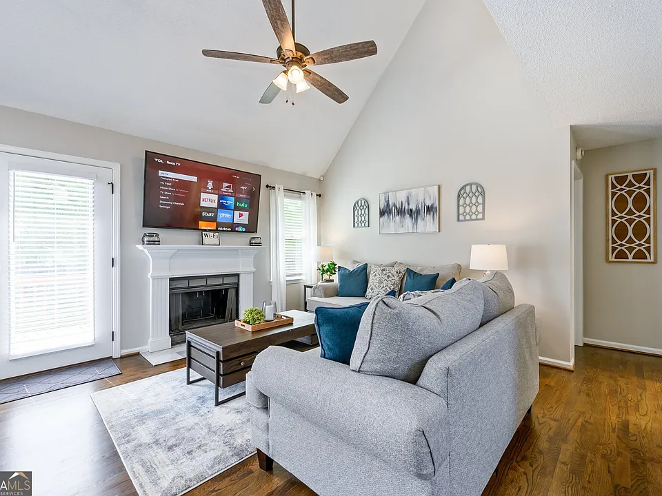 13 Windfield Dr