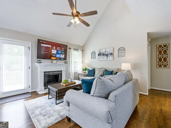 13 Windfield Dr, Cartersville, GA 30121