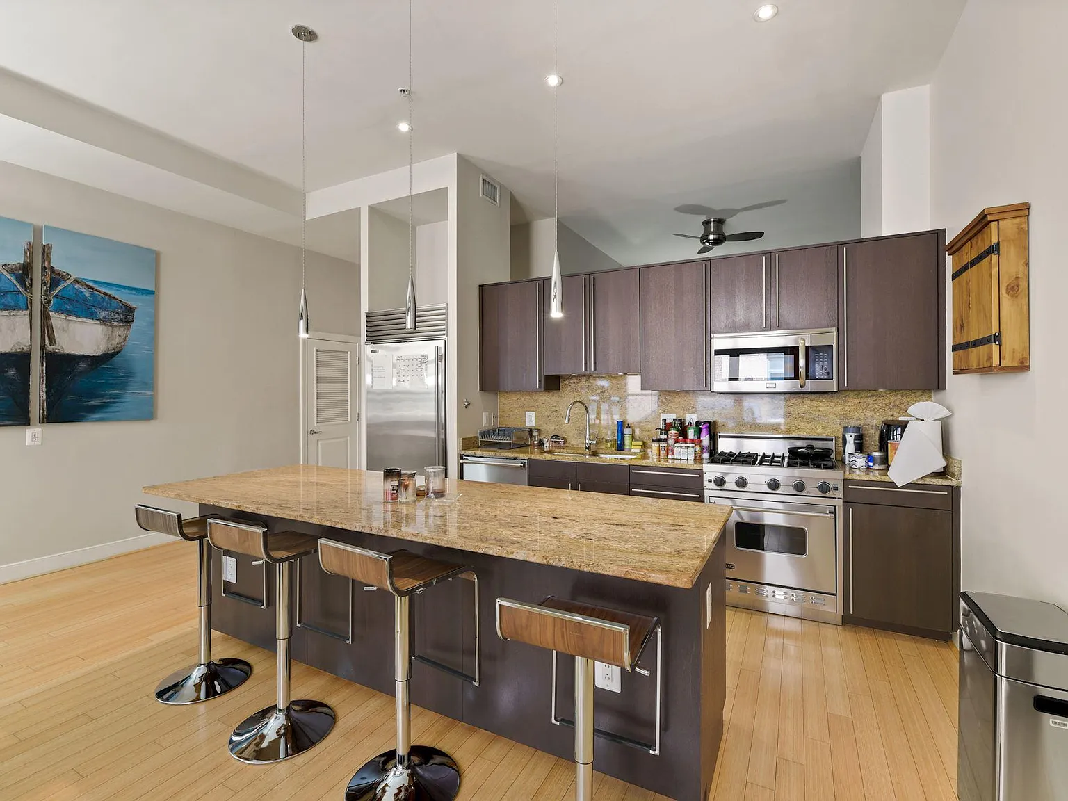 1 bed, 825 sqft, $3,595 — Photo 2