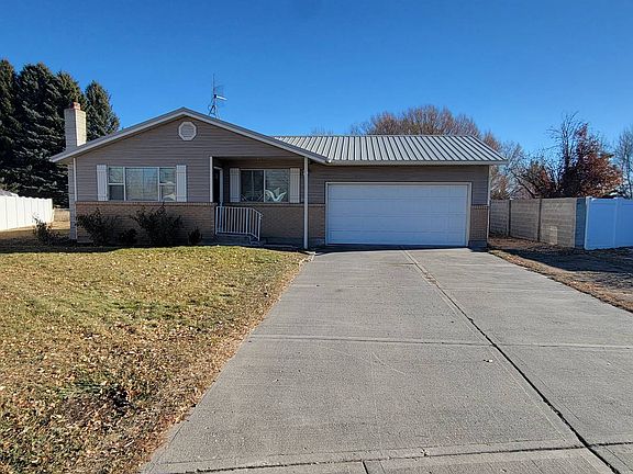 5th image of 1099 Westcliff Dr