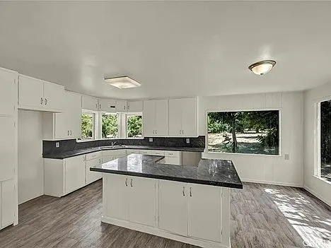 22550 Shady Grove Rd — Photo 4