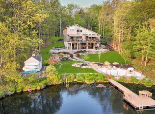 111 Rabbit Run Cir, Milford, PA 18337