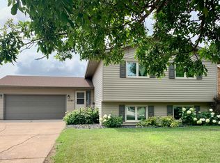 1507 14 1/2 Ave E, West Fargo, ND 58078