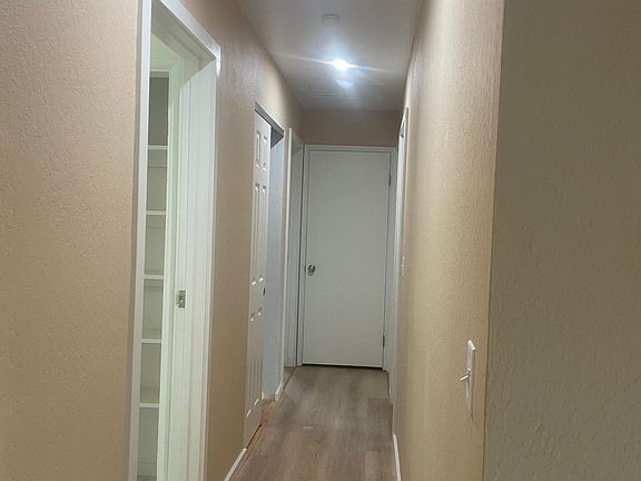3rd image of 15-2737 Aku St #A