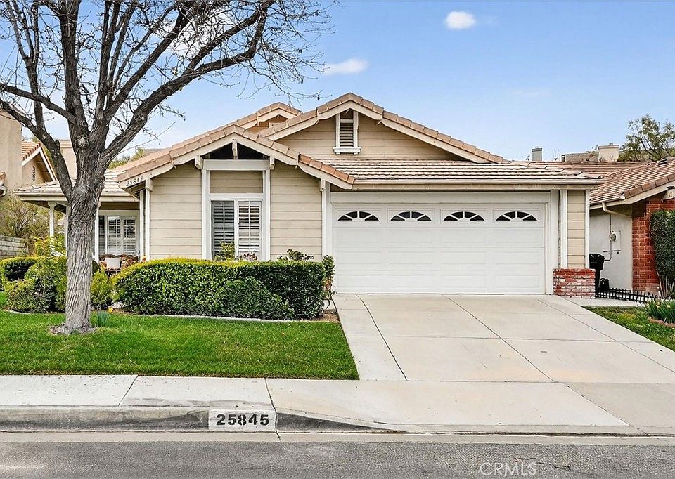 1st image of 25845 Anderson Ln