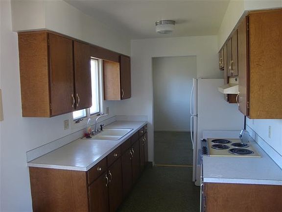 3rd image of 1518 Person St