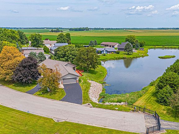 5th image of 25 Lakewind Dr