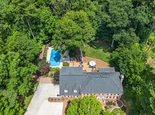 2412 Beechview Ct, Raleigh, NC 27615