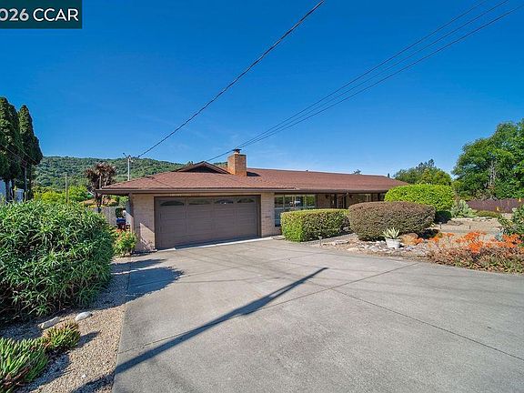 4th image of 5852 Olinda Rd