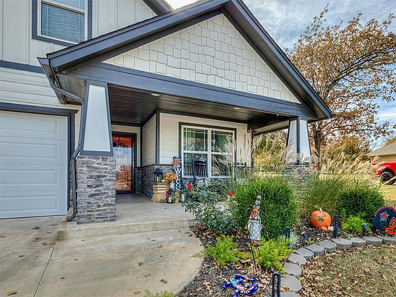5th image of 625 Canyon Creek Ln