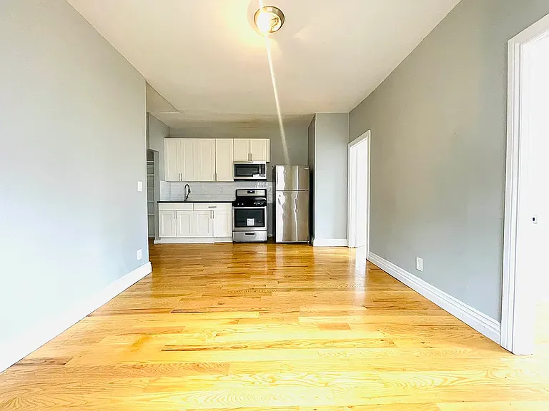 653 Pennsylvania Ave #2F — Photo 3