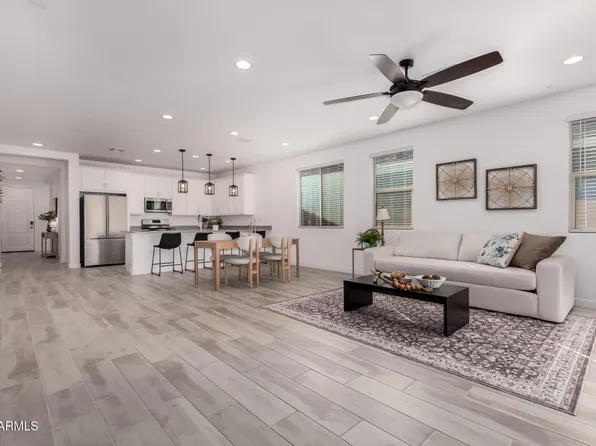 3266 E Wild Drive, San Tan Valley, AZ 85143