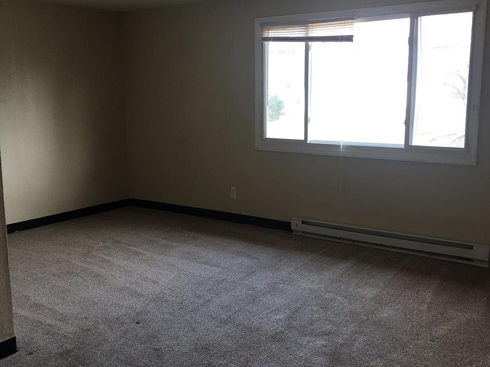 2nd image of 1027 S Paul Laurence Dunbar St APT D