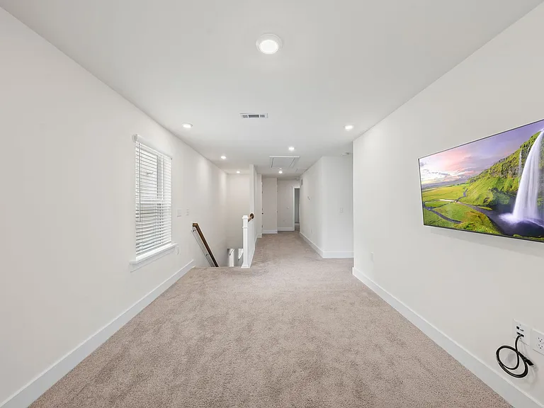 463 Autumn Rain St — Photo 26