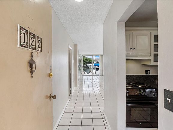 4th image of 1777 SE 15th Street #122