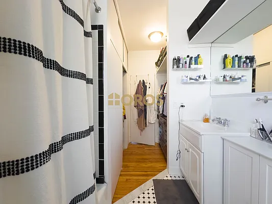 Rented by City Connections Realty | media 10