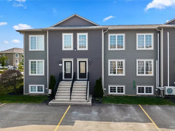 11 Westin Ln, Fredericton, NB E3A 5X2
