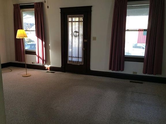 2nd image of 3130 Benninghofen Ave