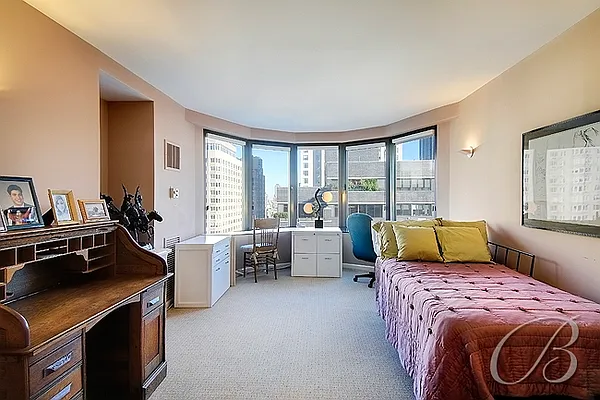 Sold by Bellmarc Realty | media 37