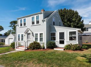 32 Harbor View Rd, Harwich Pt, MA 02646